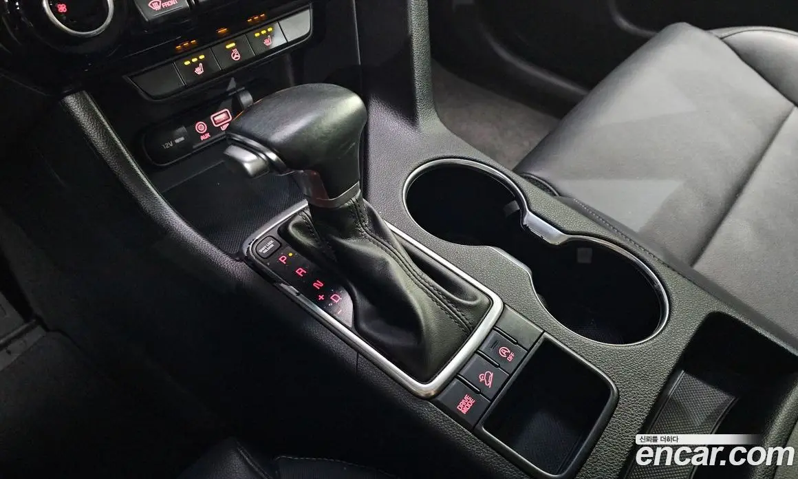 Kia Sportage 2017 2.0 автомат (гидро), фото 9 Kia Sportage 2017 2.0 автомат (гидро), фото 9