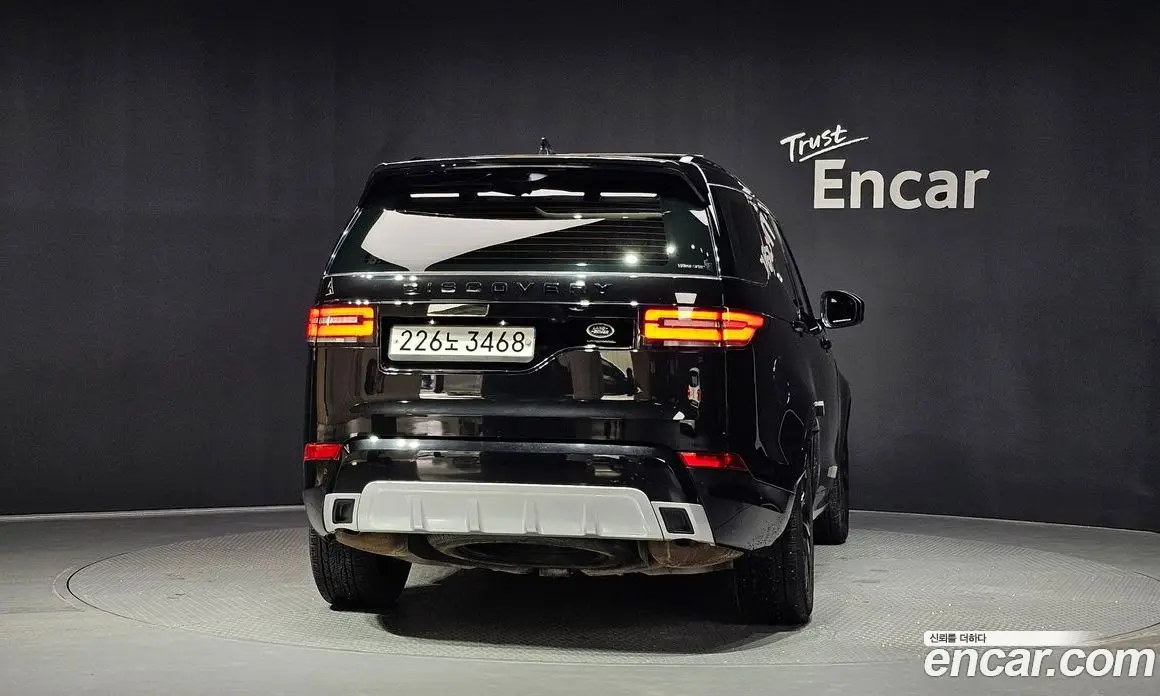 Land Rover Discovery 2020 3.0 автомат (гидро), фото 4