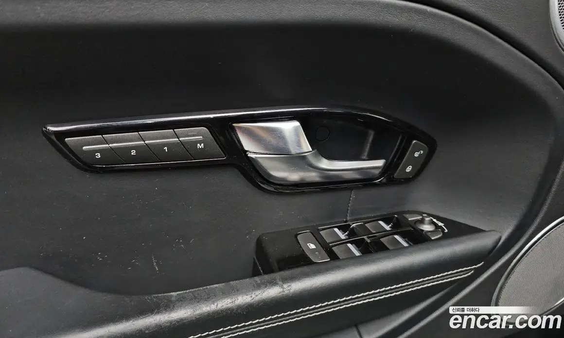 Land Rover Range Rover Evoque 2013 2.2 автомат (гидро), фото 16