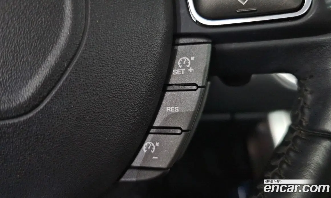 Land Rover Range Rover Evoque 2013 2.2 автомат (гидро), фото 17
