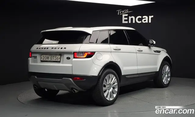 Land Rover Range Rover Evoque 2016 2.0 автомат (гидро), миниатюра 2 Land Rover Range Rover Evoque 2016 2.0 автомат (гидро), миниатюра 2