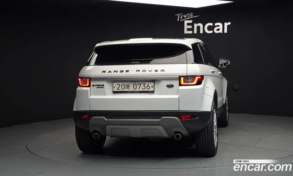 Land Rover Range Rover Evoque 2016 2.0 автомат (гидро), фото 4 Land Rover Range Rover Evoque 2016 2.0 автомат (гидро), фото 4