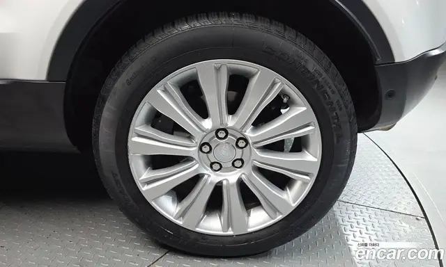 Land Rover Range Rover Evoque 2016 2.0 автомат (гидро), миниатюра 5 Land Rover Range Rover Evoque 2016 2.0 автомат (гидро), миниатюра 5