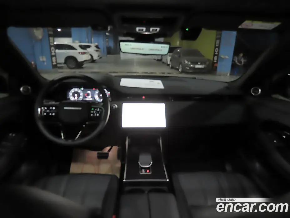 Land Rover Range Rover Evoque 2025 2.0 автомат (гидро), фото 7