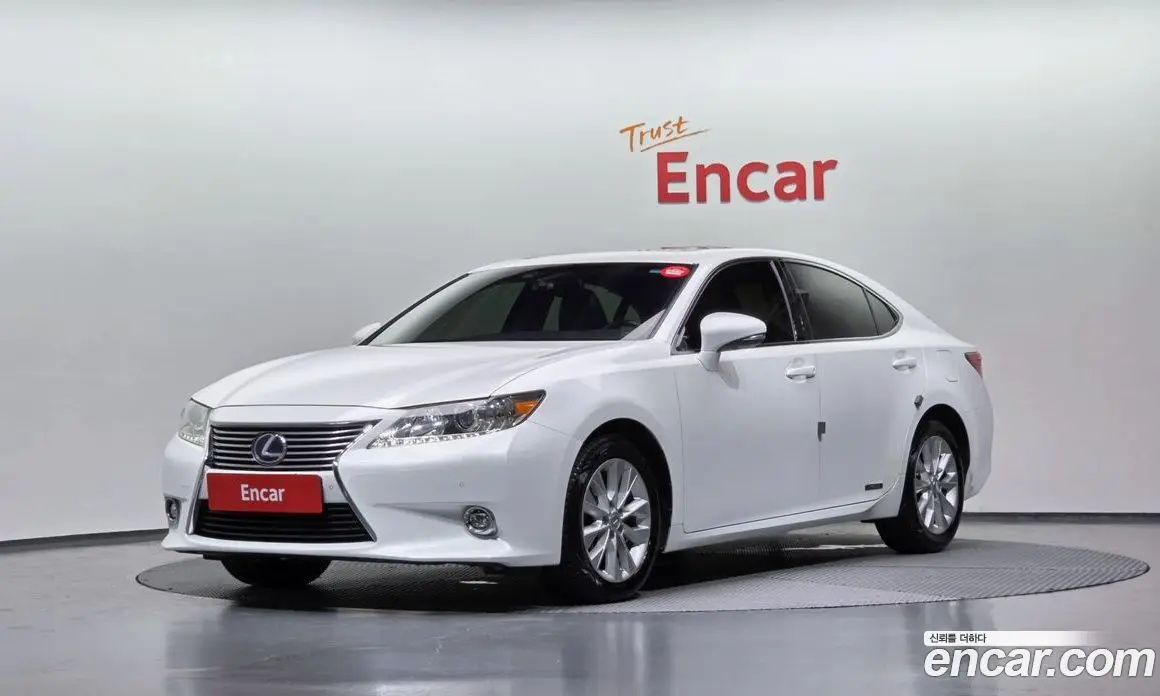 Lexus ES 2013 2.5 автомат (гидро), фото 1 Lexus ES 2013 2.5 автомат (гидро), фото 1