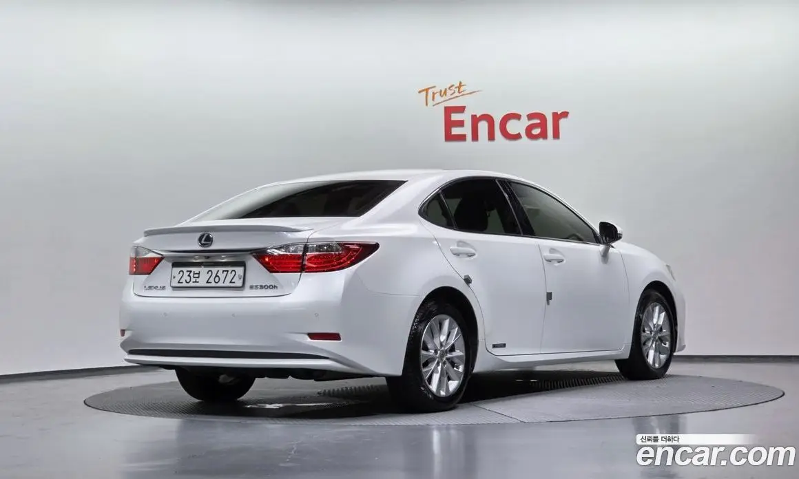 Lexus ES 2013 2.5 автомат (гидро), фото 2 Lexus ES 2013 2.5 автомат (гидро), фото 2