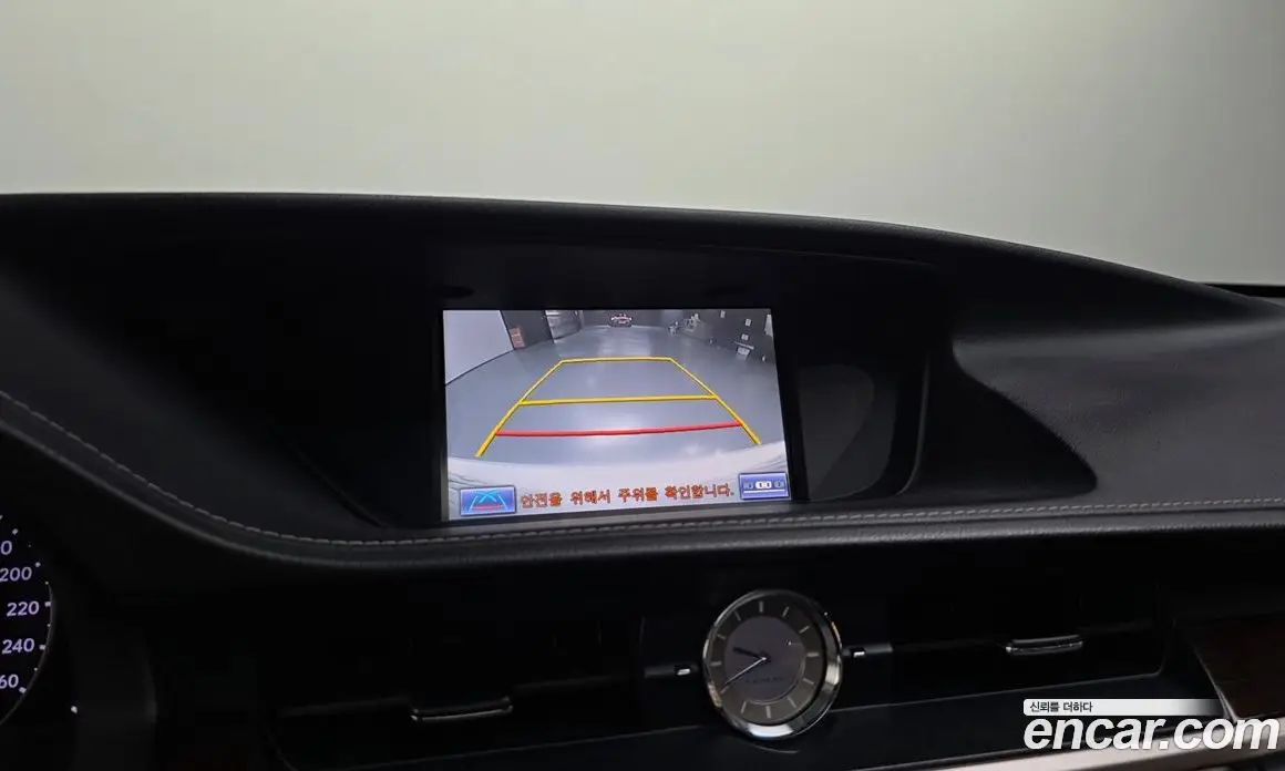 Lexus ES 2013 2.5 автомат (гидро), фото 15 Lexus ES 2013 2.5 автомат (гидро), фото 15