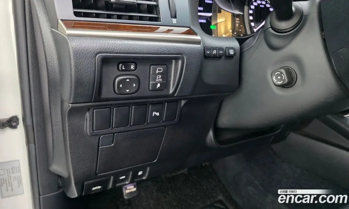 Lexus ES 2013 2.5 автомат (гидро), фото 17 Lexus ES 2013 2.5 автомат (гидро), фото 17