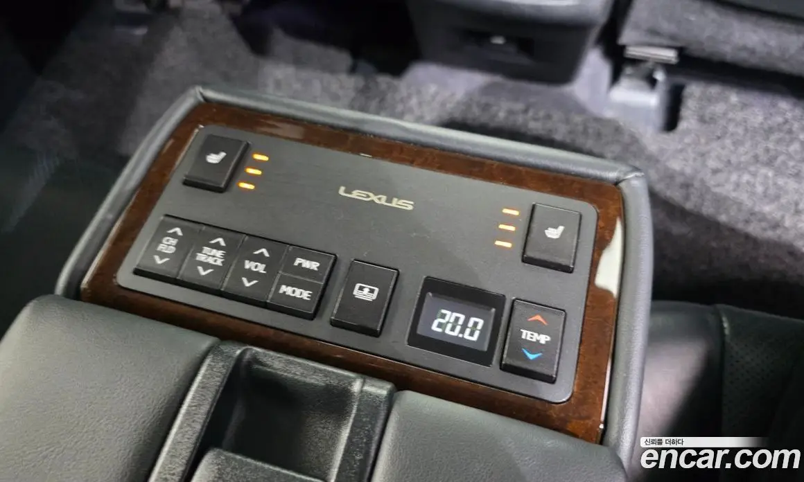 Lexus ES 2013 2.5 автомат (гидро), фото 19 Lexus ES 2013 2.5 автомат (гидро), фото 19