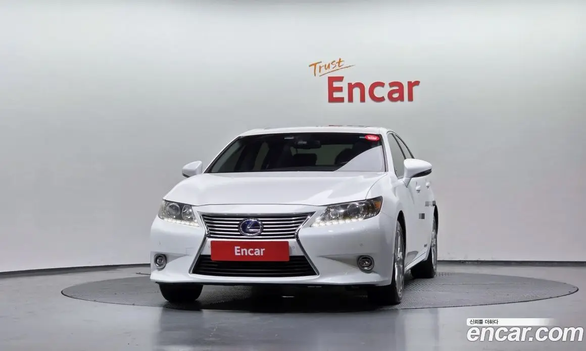Lexus ES 2013 2.5 автомат (гидро), фото 3 Lexus ES 2013 2.5 автомат (гидро), фото 3