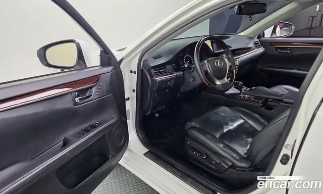 Lexus ES 2013 2.5 автомат (гидро), миниатюра 10 Lexus ES 2013 2.5 автомат (гидро), миниатюра 10