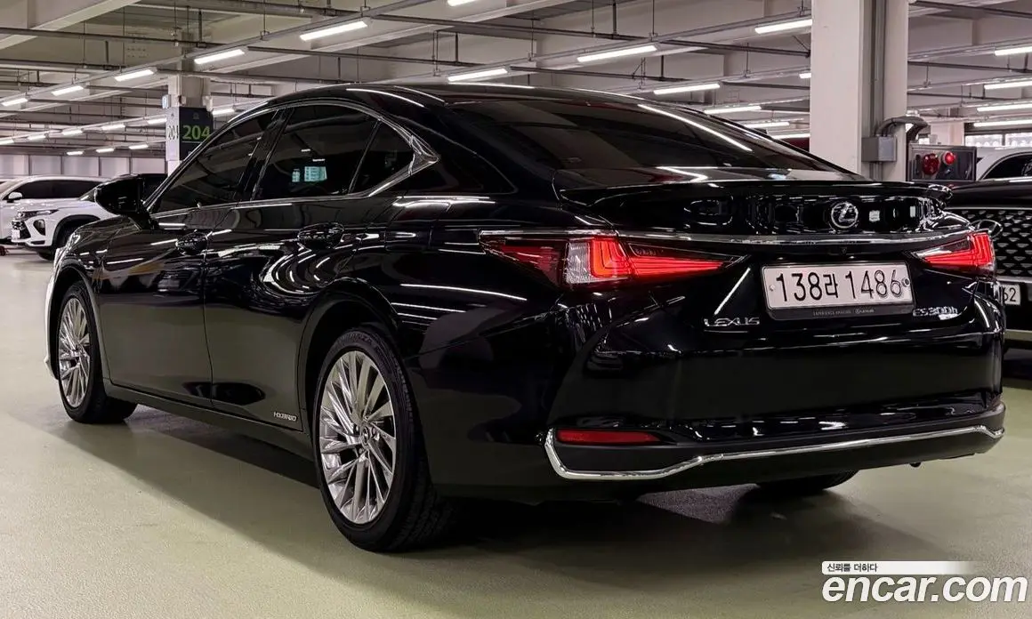 Lexus ES 2022 2.5 автомат (гидро), фото 6 Lexus ES 2022 2.5 автомат (гидро), фото 6