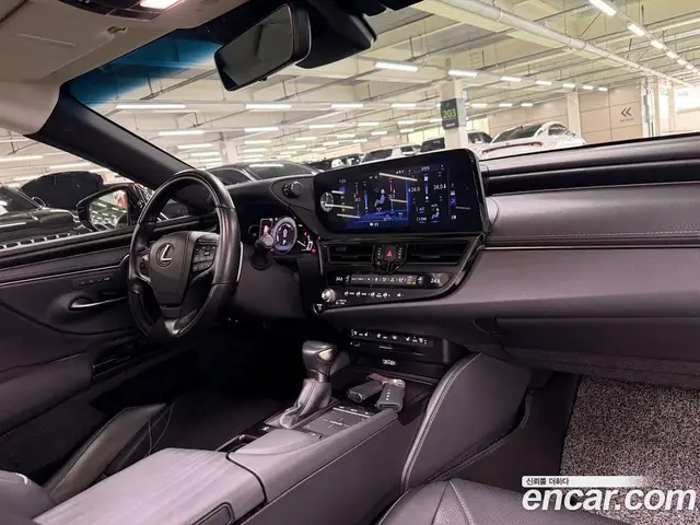 Lexus ES 2022 2.5 автомат (гидро), миниатюра 9 Lexus ES 2022 2.5 автомат (гидро), миниатюра 9