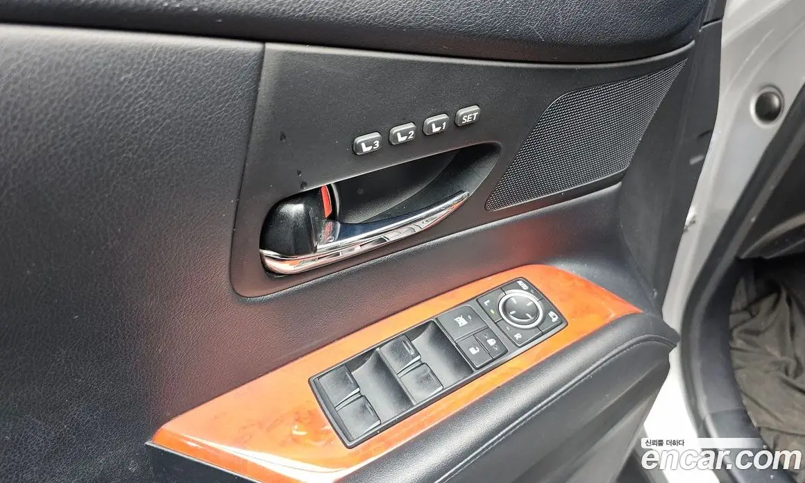 Lexus RX 2010 3.5 автомат (гидро), фото 18 Lexus RX 2010 3.5 автомат (гидро), фото 18
