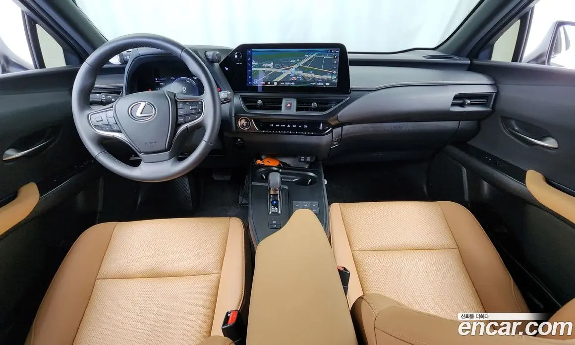 Lexus UX 2025 2.0 автомат (гидро), фото 10