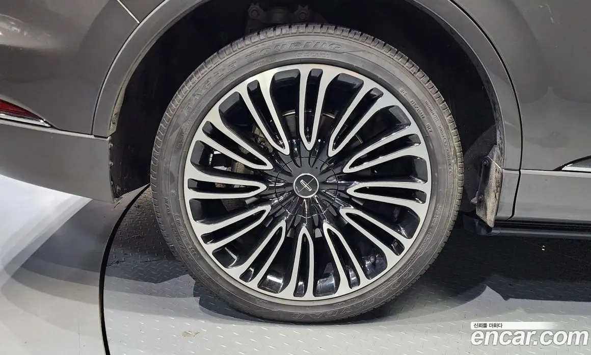 Lincoln Aviator 2022 3.0 автомат (гидро), фото 5 Lincoln Aviator 2022 3.0 автомат (гидро), фото 5