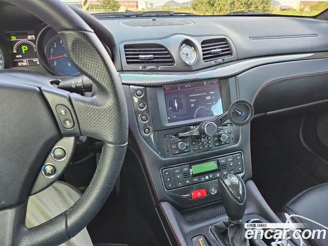 Maserati GranTurismo 2016 4.7 автомат (гидро), миниатюра 7 Maserati GranTurismo 2016 4.7 автомат (гидро), миниатюра 7