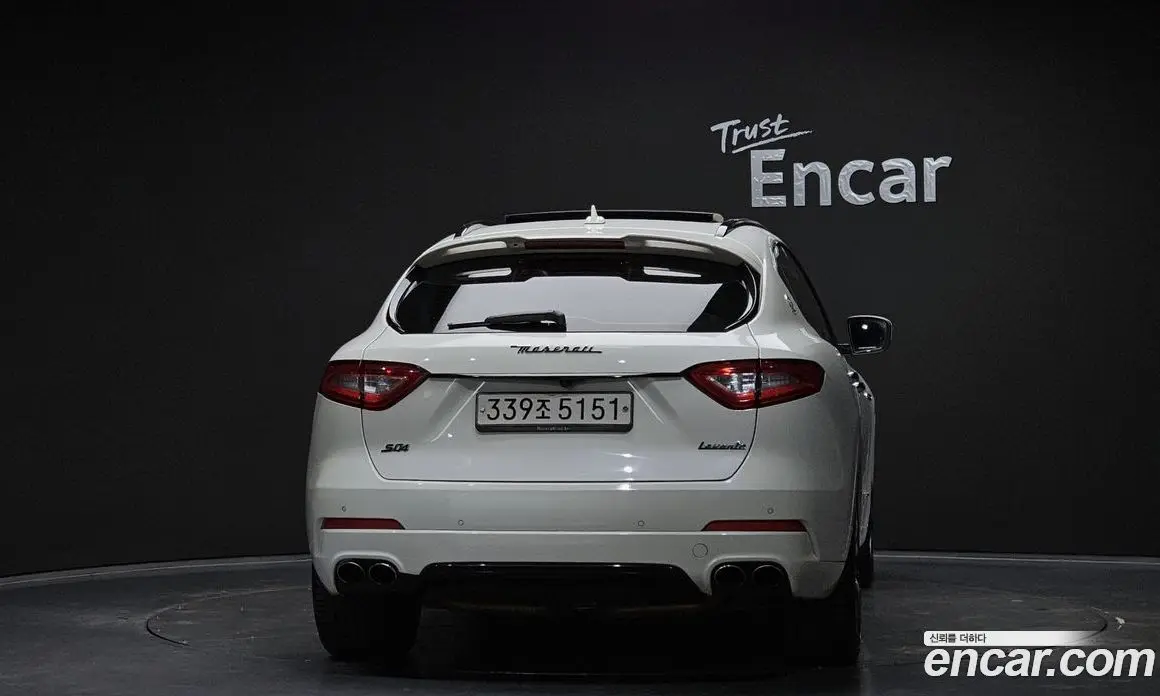 Maserati Levante 2017 3.0 автомат (гидро), фото 4 Maserati Levante 2017 3.0 автомат (гидро), фото 4