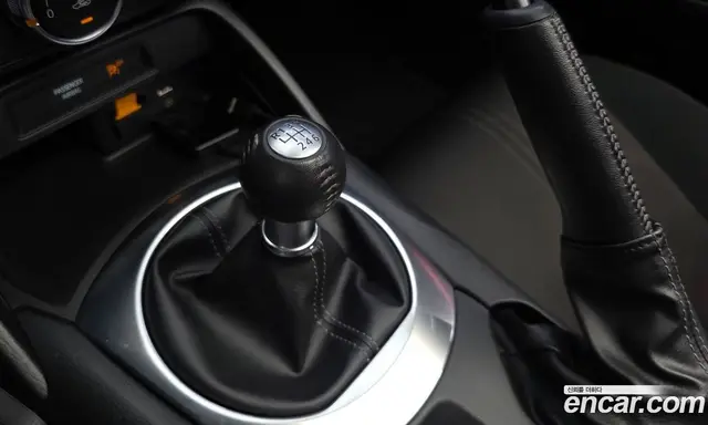 Mazda MX-5 2020 2.0 механика, миниатюра 12