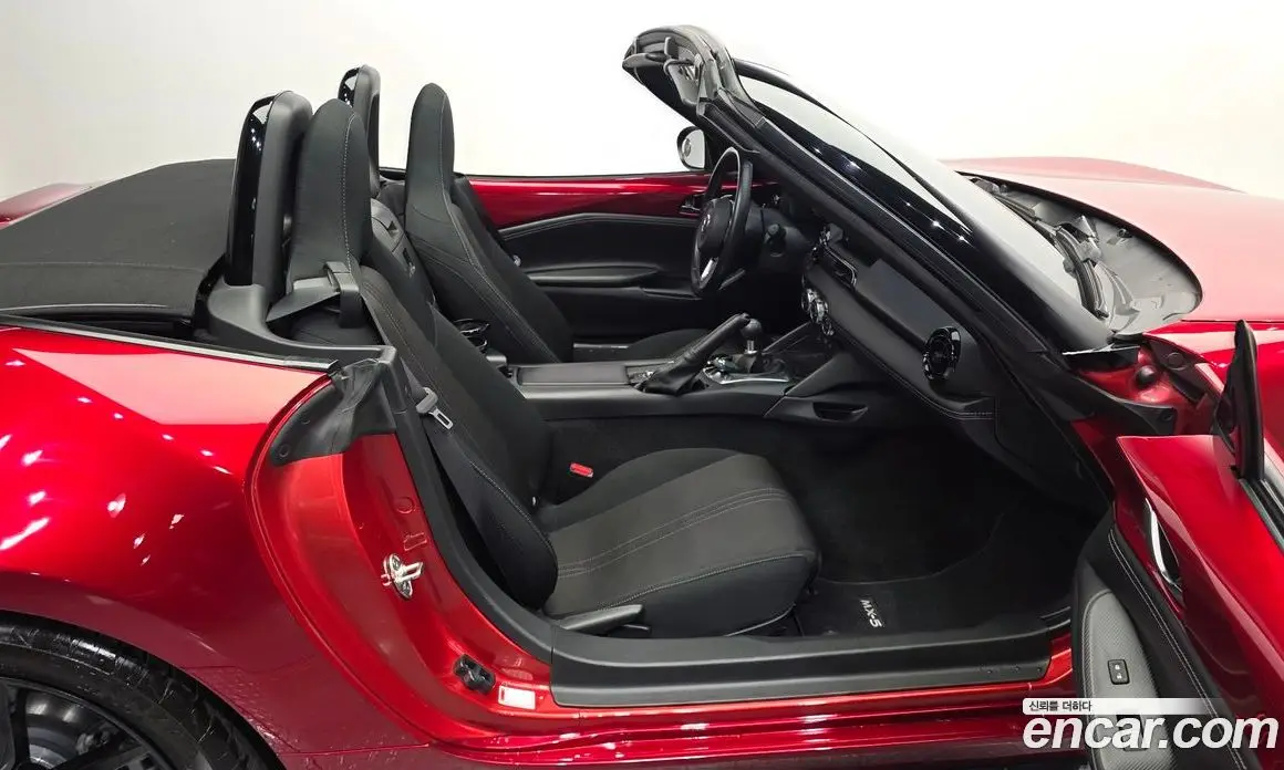 Mazda MX-5 2020 2.0 механика, фото 16 Mazda MX-5 2020 2.0 механика, фото 16