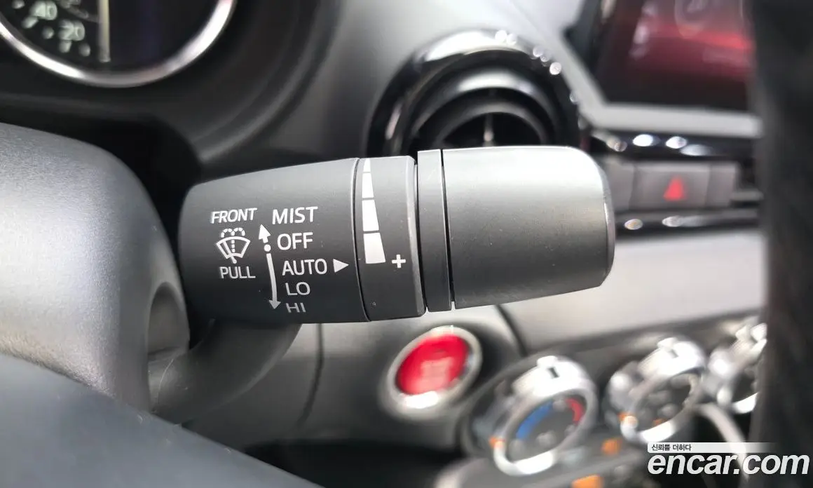 Mazda MX-5 2020 2.0 механика, фото 23 Mazda MX-5 2020 2.0 механика, фото 23