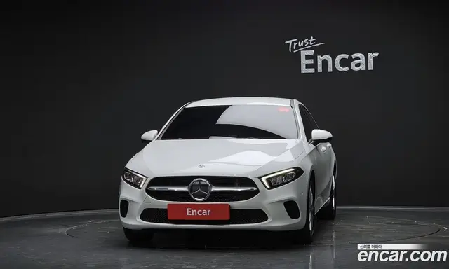 Mercedes-Benz A-Class 2020 2.0 автомат (гидро), миниатюра 3 Mercedes-Benz A-Class 2020 2.0 автомат (гидро), миниатюра 3