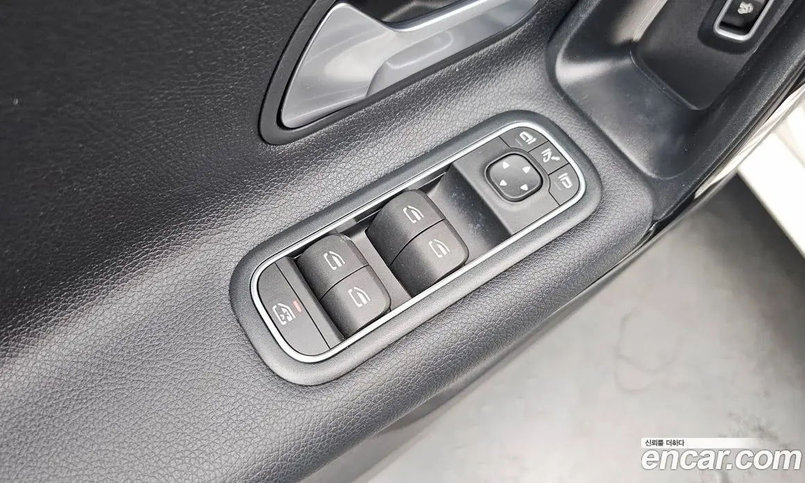 Mercedes-Benz A-Class 2020 2.0 автомат (гидро), фото 25 Mercedes-Benz A-Class 2020 2.0 автомат (гидро), фото 25