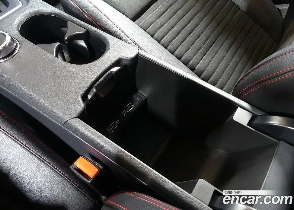 Mercedes-Benz CLA-Class 2018 2.0 автомат (гидро), фото 18 Mercedes-Benz CLA-Class 2018 2.0 автомат (гидро), фото 18