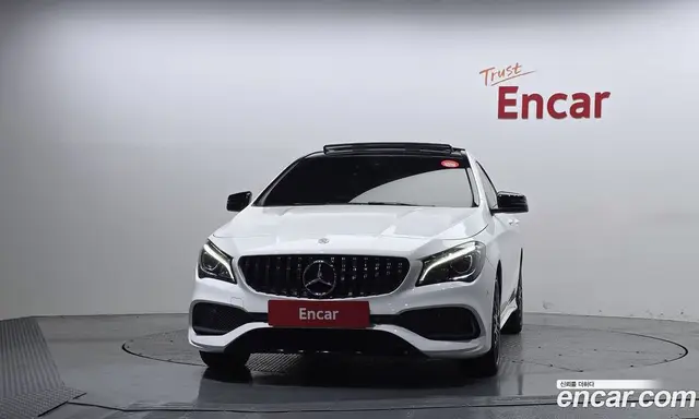 Mercedes-Benz CLA-Class 2018 2.0 автомат (гидро), миниатюра 3 Mercedes-Benz CLA-Class 2018 2.0 автомат (гидро), миниатюра 3
