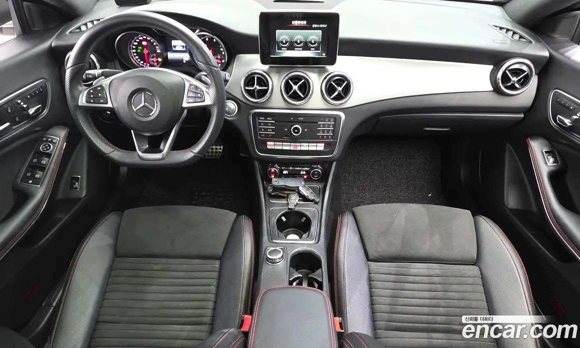 Mercedes-Benz CLA-Class 2018 2.0 автомат (гидро), фото 10 Mercedes-Benz CLA-Class 2018 2.0 автомат (гидро), фото 10