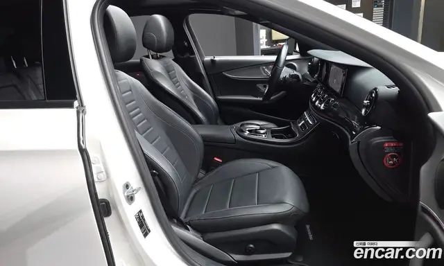 Mercedes-Benz E-Class 2019 2.0 автомат (гидро), миниатюра 11 Mercedes-Benz E-Class 2019 2.0 автомат (гидро), миниатюра 11