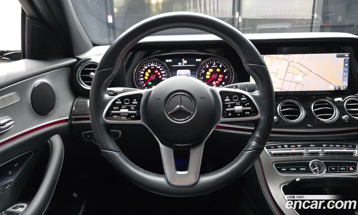 Mercedes-Benz E-Class 2019 2.0 автомат (гидро), фото 14 Mercedes-Benz E-Class 2019 2.0 автомат (гидро), фото 14