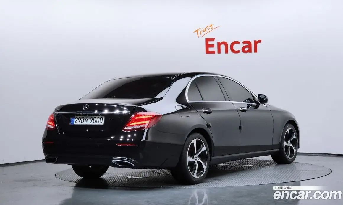 Mercedes-Benz E-Class 2020 2.0 автомат (гидро), фото 2 Mercedes-Benz E-Class 2020 2.0 автомат (гидро), фото 2