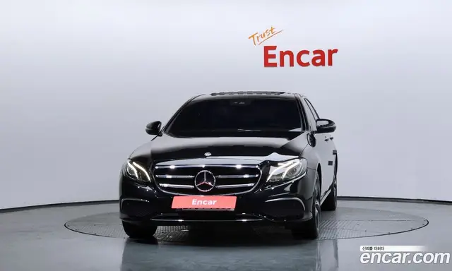 Mercedes-Benz E-Class 2020 2.0 автомат (гидро), миниатюра 3 Mercedes-Benz E-Class 2020 2.0 автомат (гидро), миниатюра 3