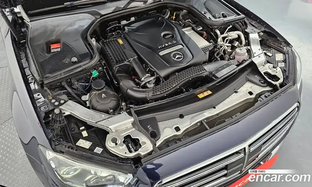 Mercedes-Benz E-Class 2022 2.0 автомат (гидро), миниатюра 6 Mercedes-Benz E-Class 2022 2.0 автомат (гидро), миниатюра 6
