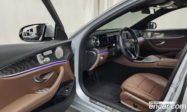 Mercedes-Benz E-Class 2022 2.0 автомат (гидро), миниатюра 10 Mercedes-Benz E-Class 2022 2.0 автомат (гидро), миниатюра 10