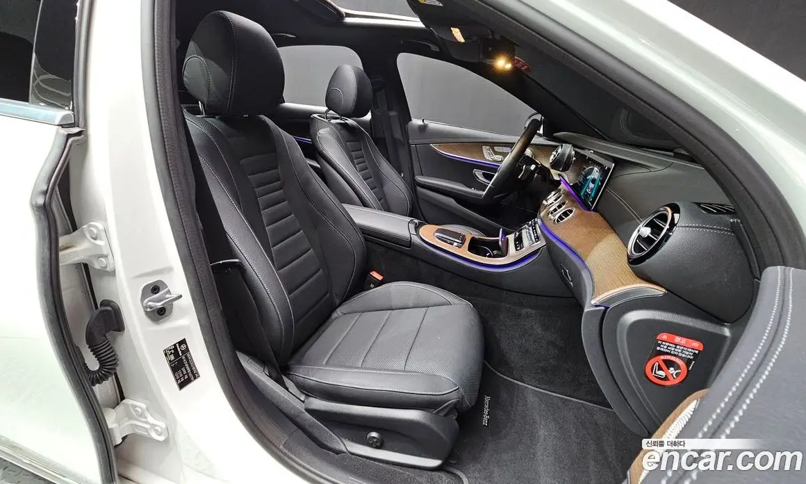 Mercedes-Benz E-Class 2023 1.9 автомат (гидро), фото 16 Mercedes-Benz E-Class 2023 1.9 автомат (гидро), фото 16