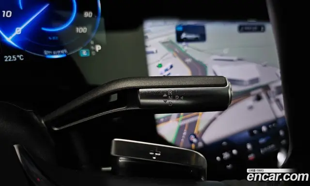 Mercedes-Benz EQS 2023 0.3 автомат (гидро), миниатюра 11