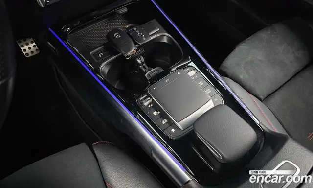 Mercedes-Benz GLB-Class 2021 2.0 автомат (гидро), миниатюра 11