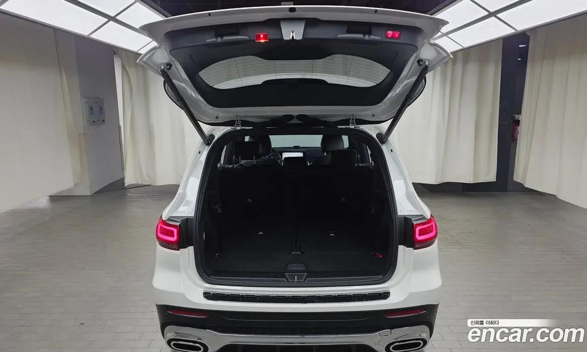 Mercedes-Benz GLB-Class 2021 2.0 автомат (гидро), фото 22