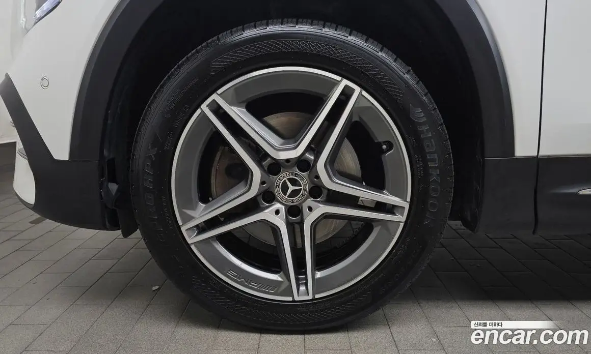 Mercedes-Benz GLB-Class 2021 2.0 автомат (гидро), фото 4