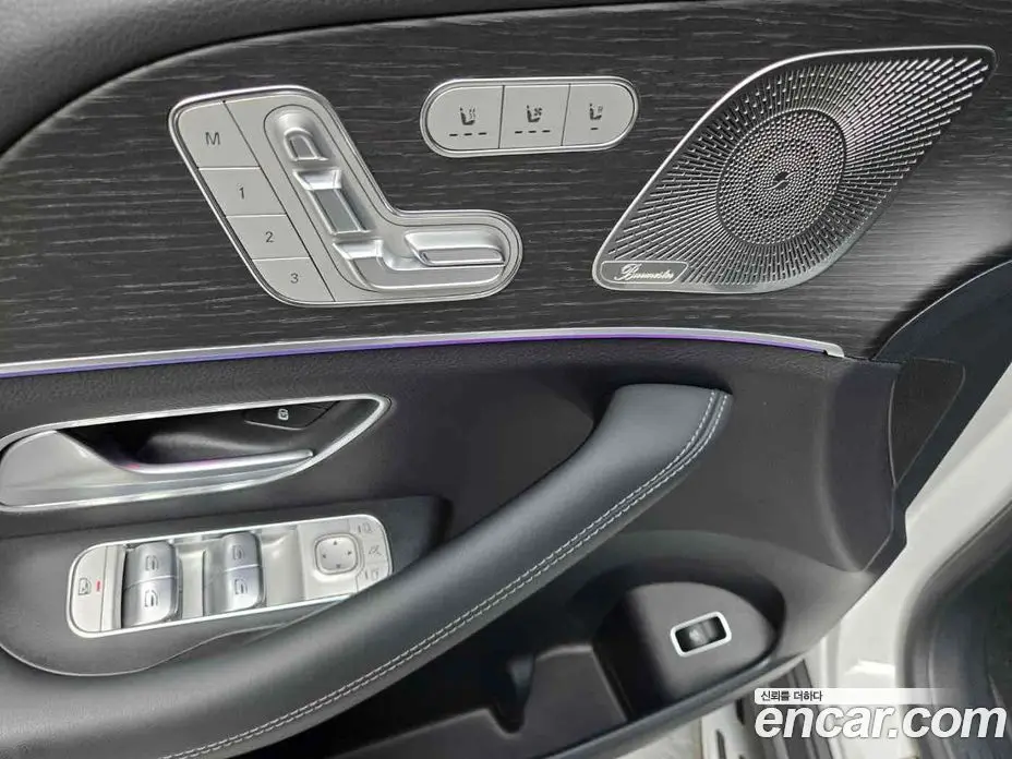 Mercedes-Benz GLE-Class 2023 3.0 автомат (гидро), фото 18 Mercedes-Benz GLE-Class 2023 3.0 автомат (гидро), фото 18