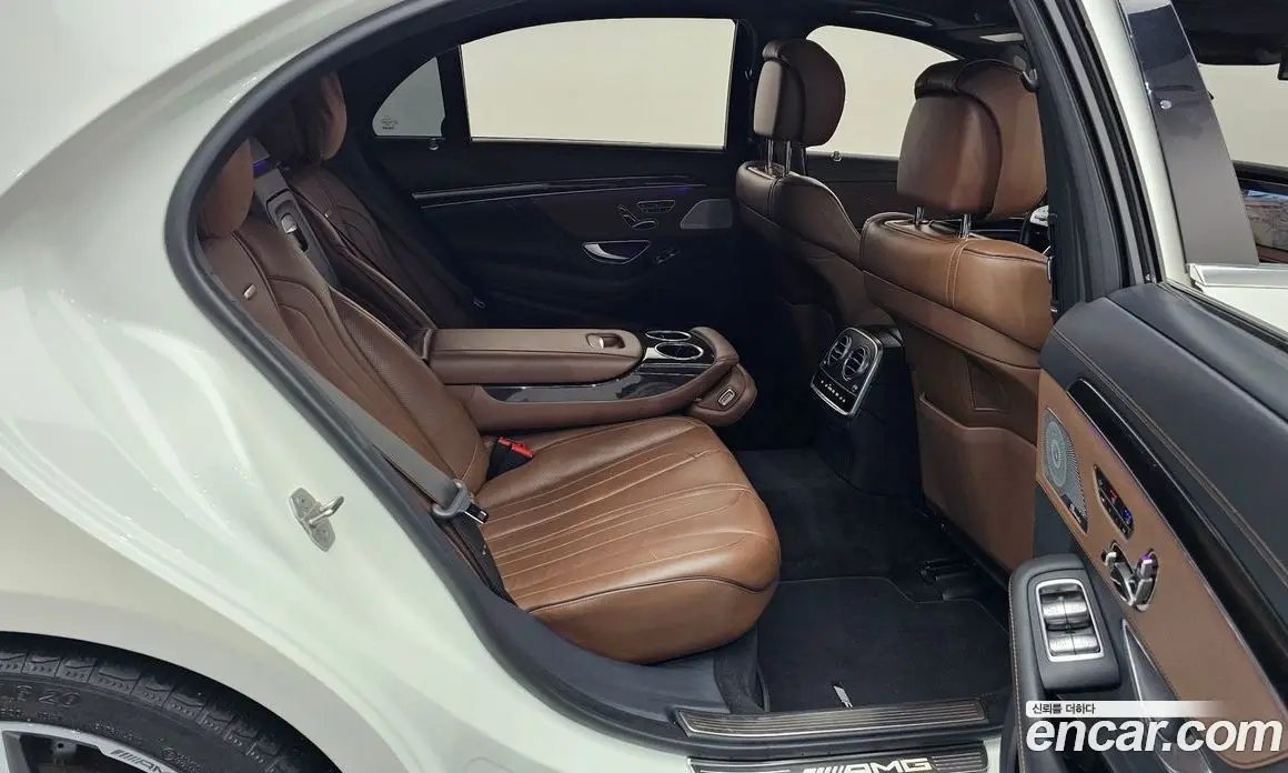Mercedes-Benz S-Class 2018 4.0 автомат (гидро), фото 17 Mercedes-Benz S-Class 2018 4.0 автомат (гидро), фото 17