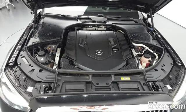 Mercedes-Benz S-Class 2022 4.0 автомат (гидро), миниатюра 6