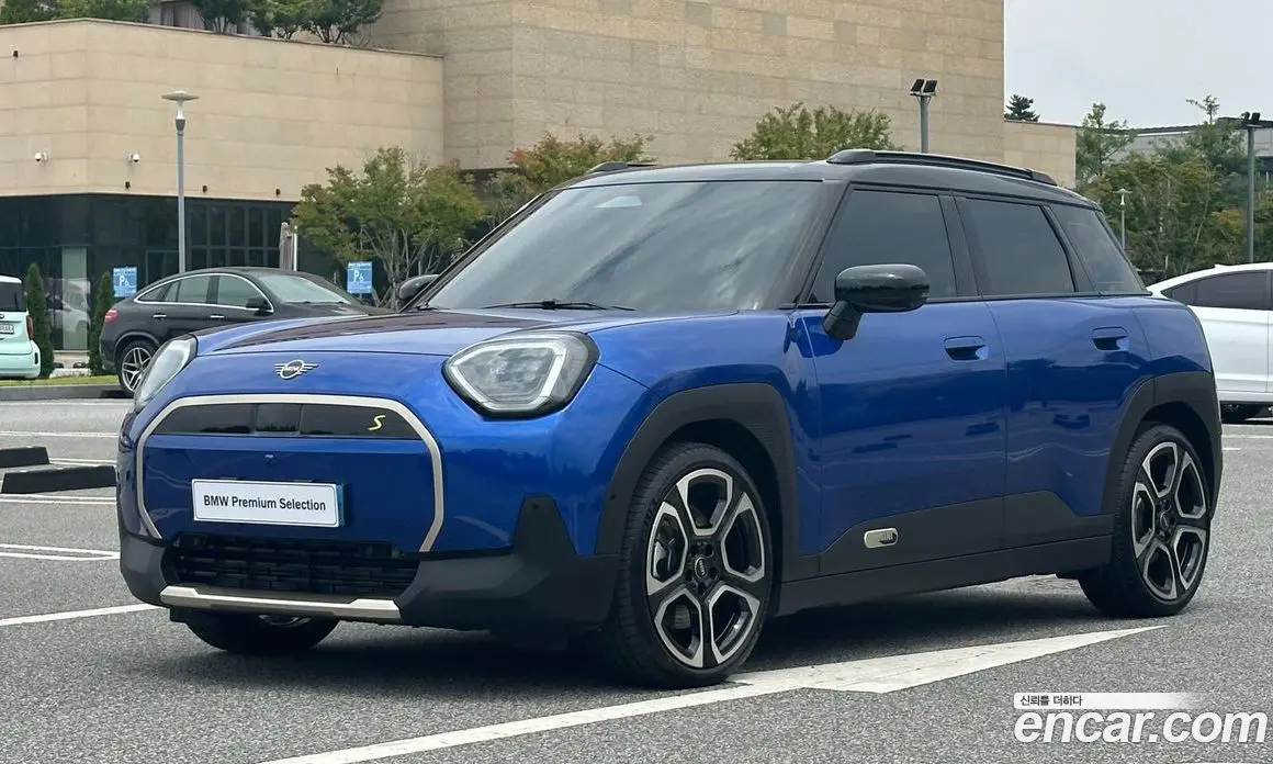 Mini Aceman 2025 1.0 автомат (гидро), фото 1 Mini Aceman 2025 1.0 автомат (гидро), фото 1
