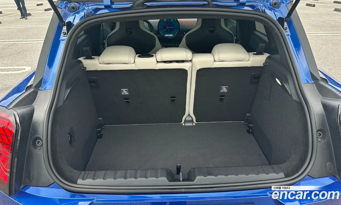 Mini Aceman 2025 1.0 автомат (гидро), фото 19 Mini Aceman 2025 1.0 автомат (гидро), фото 19