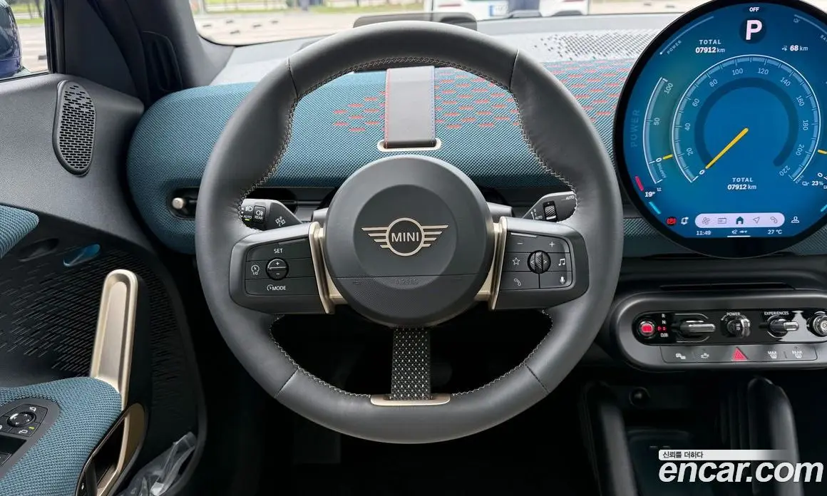 Mini Aceman 2025 1.0 автомат (гидро), фото 10 Mini Aceman 2025 1.0 автомат (гидро), фото 10