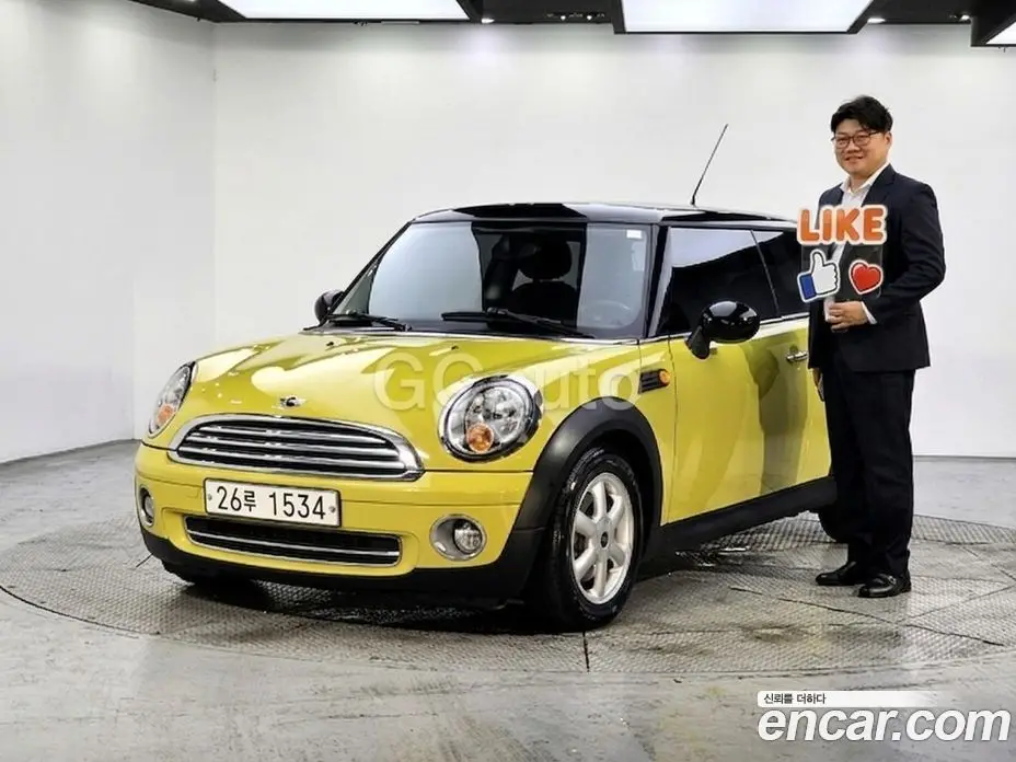 Mini Cooper 2010 1.6 автомат (гидро), фото 1 Mini Cooper 2010 1.6 автомат (гидро), фото 1