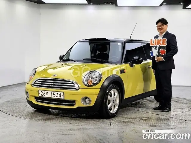 Mini Cooper 2010 1.6 автомат (гидро), миниатюра 1 Mini Cooper 2010 1.6 автомат (гидро), миниатюра 1