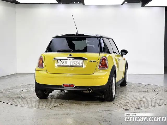 Mini Cooper 2010 1.6 автомат (гидро), миниатюра 3 Mini Cooper 2010 1.6 автомат (гидро), миниатюра 3